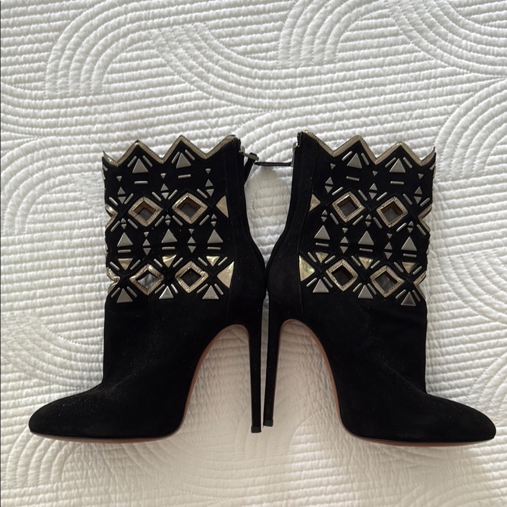 Alaia Black Suede Laser-Cut Embellished Stiletto Ankle Boots - Picture 2 of 5